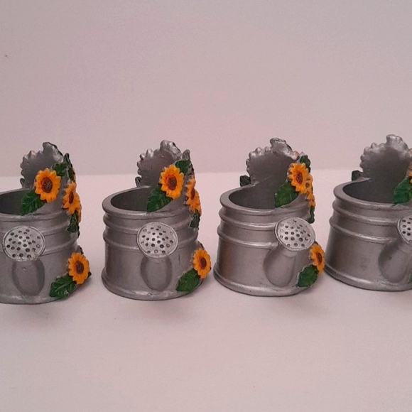 Vintage Sunflower Watering Can Napkin Rings - Picture 6 of 6